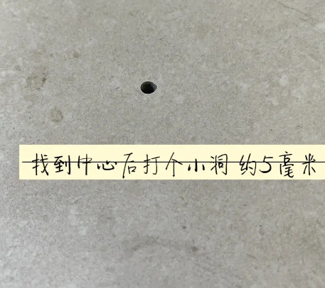 鲅鱼圈瓷砖空鼓维修公司专业解答在瓷砖铺贴过程中，如果砂料搅拌不均匀，将会带来以下问题